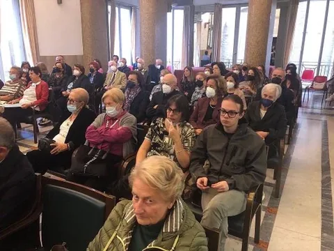 La platea gremita nella Sala Benito Lanci