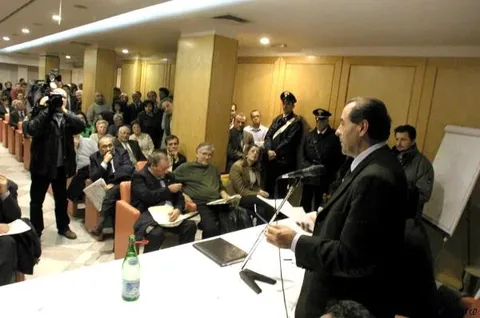 Gian Luca Bellisario con il magistrato e politico Antonio Di Pietro