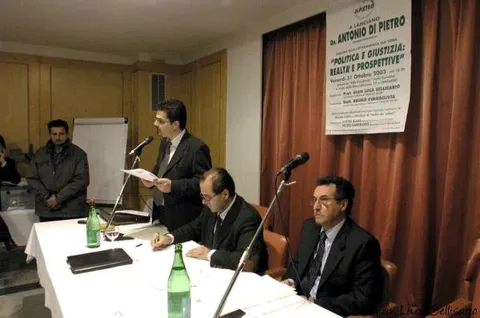 Gian Luca Bellisario con il magistrato e politico Antonio Di Pietro